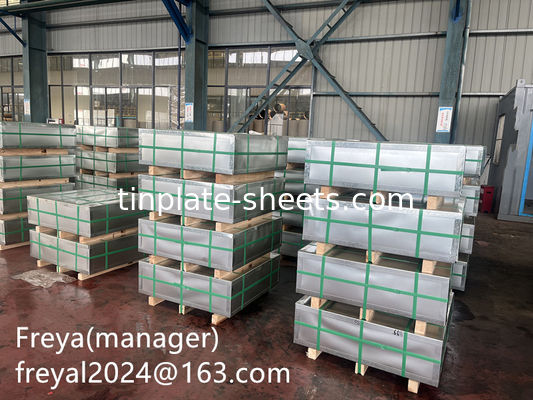 600mm-990mm عرض لاستیک لاستیک طومار مقاومت در برابر فرسایش برای قوطی ها کاربرد پوشش لاستیک 2.8/2.8 2.8/5.6 25/50